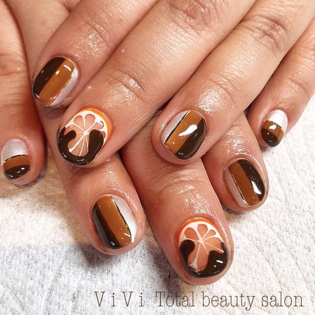 ViVi【ヴィヴィ】｜原田のネイルサロン｜ネイルブック