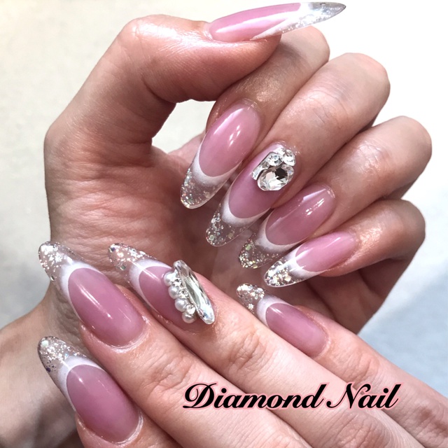 DIAMOND✴︎NAIL 【ダイヤモンドネイル】｜尼崎(JR)のネイルサロン 