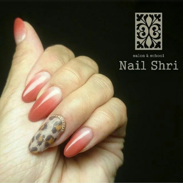 ネイルシュリー Nail Shri 出雲市のネイルサロン ネイルブック