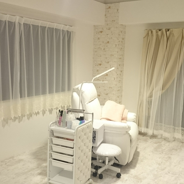 Charis Nail Eyelash 伊勢佐木長者町のネイルサロン ネイルブック