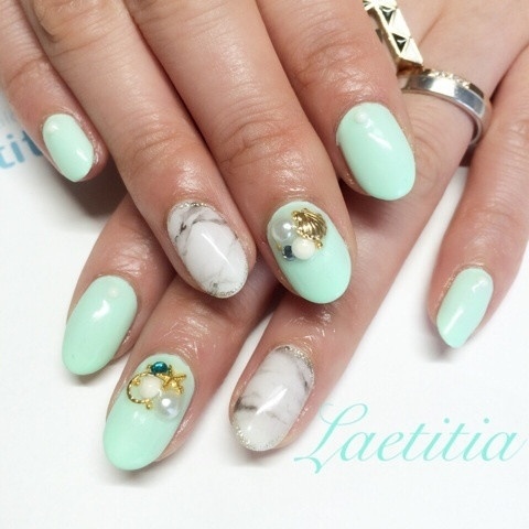 Laetitia ラエティティア 御殿場のネイルサロン ネイルブック