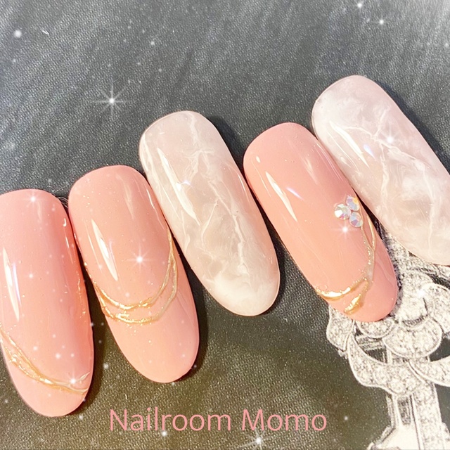 Nailroom Momo｜都立大学のネイルサロン｜ネイルブック