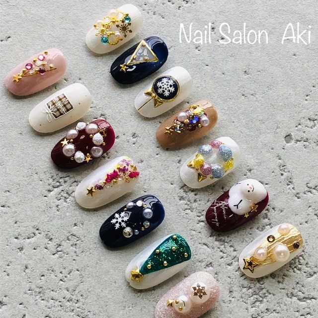 13日発送 aki ネイルテーブル how to】ビジューのミニツリーネイル : akiのセルフネイルblog