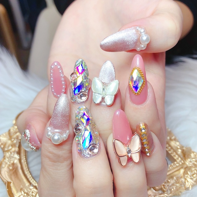 NAIL PRINCESS【ネイルプリンセス】｜西武新宿のネイルサロン｜ネイル