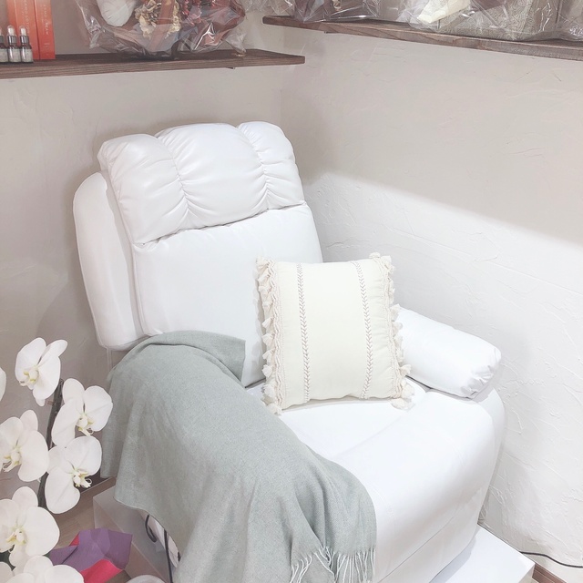 ❤️引き取り限定★17万円のオーダーソファ★店舗★ネイルサロン★受付 ❤️引き取り限定☆17万円のオーダーソファ☆店舗☆ネイルサロン