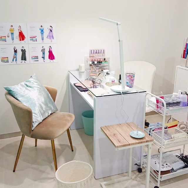 Mili mili Nail【ミリミリネイル】｜学研奈良登美ヶ丘のネイルサロン