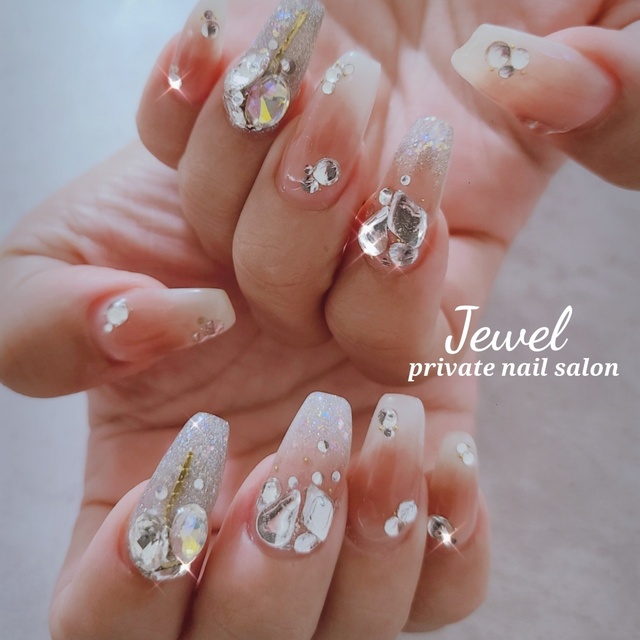 Jewel nail｜高井田中央のネイルサロン｜ネイルブック
