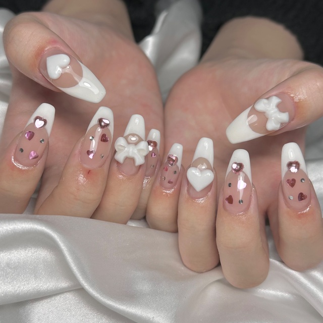 翼様へ ネイリスト Cherry x Cheetah print 🍒🐆✨ 📸: @nailz.byzyra Follow