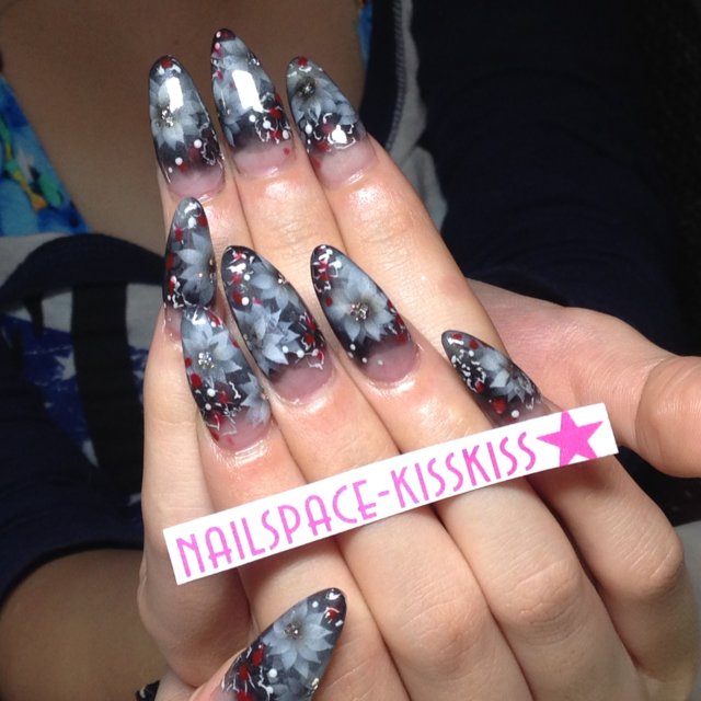 Nailspace Kisskiss キスキス 坂戸のネイルサロン ネイルブック