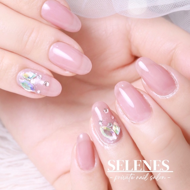 栃木市 丁寧なフィルイン施術と上品なデザインで美しい手元へ セレネ