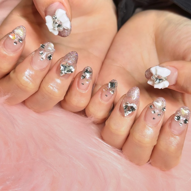 LUSH nail｜上挙母のネイルサロン｜ネイルブック