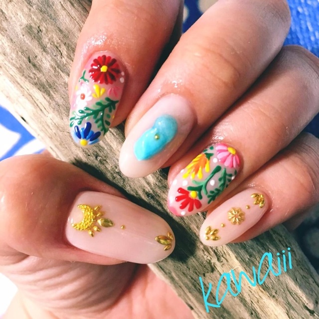 La Verite Nail ラヴェリテネイル 東岸和田のネイルサロン ネイルブック