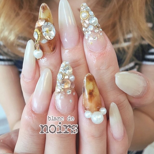 Blanc De Noirs ノアール 郡山のネイルサロン ネイルブック