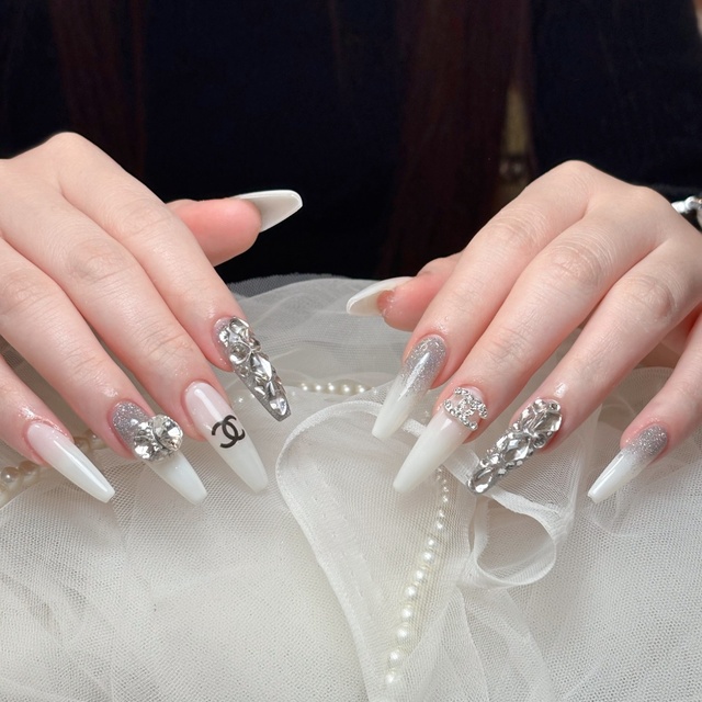 Nail Queens｜日ノ出町のネイルサロン｜ネイルブック