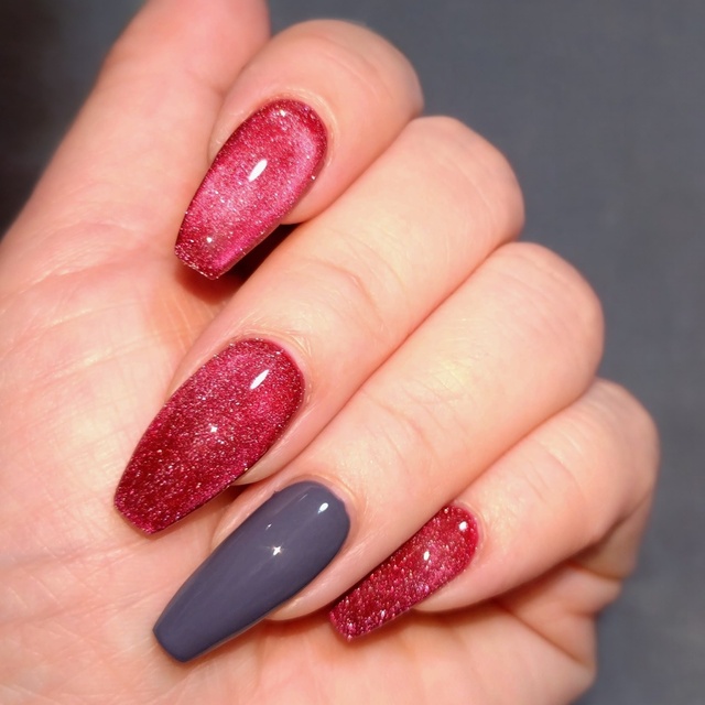 爪屋 瑠璃 -nailmodeling-｜万博記念公園のネイルサロン｜ネイルブック