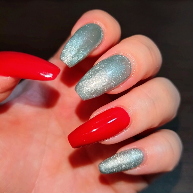 爪屋 瑠璃 -nailmodeling-｜万博記念公園のネイルサロン｜ネイルブック