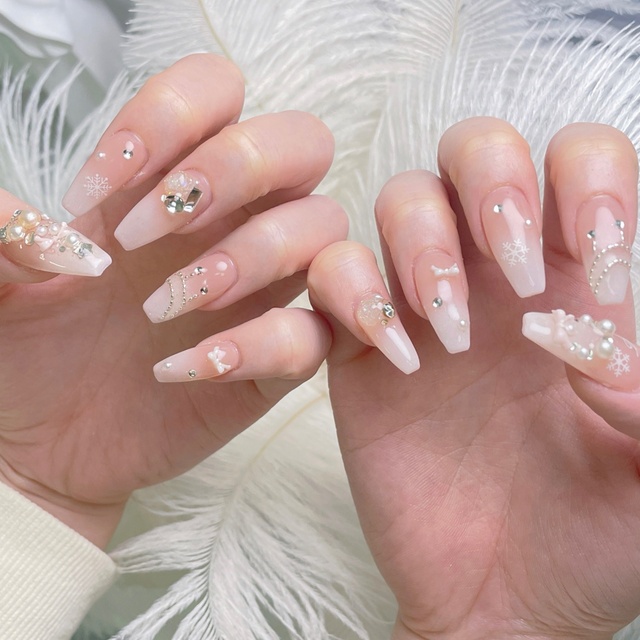 NAIL PRINCESS【ネイルプリンセス】｜西武新宿のネイルサロン｜ネイル