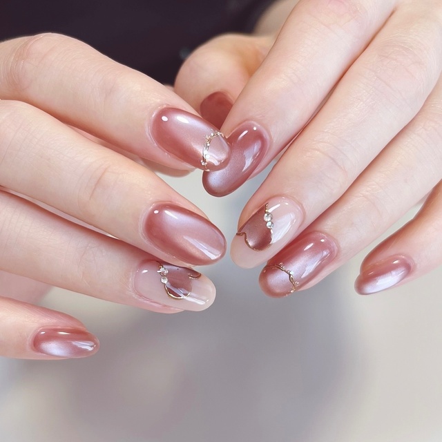 AUTIC nail studio｜六本松のネイルサロン｜ネイルブック