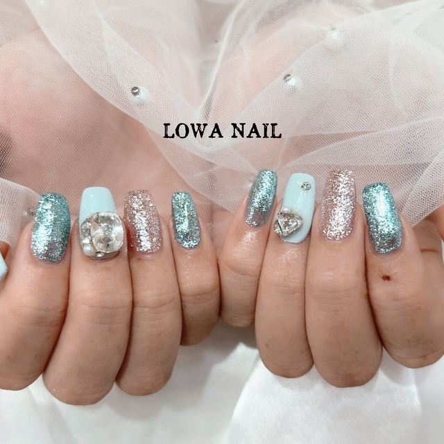 LOWA NAIL｜新大久保のネイルサロン｜ネイルブック