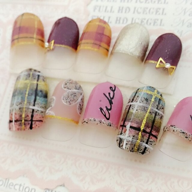 Nail Hairmake School Azur 小山のネイルサロン ネイルブック