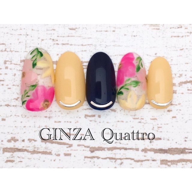 Nail Salon Ginza Quattro 銀座のネイルサロン ネイルブック