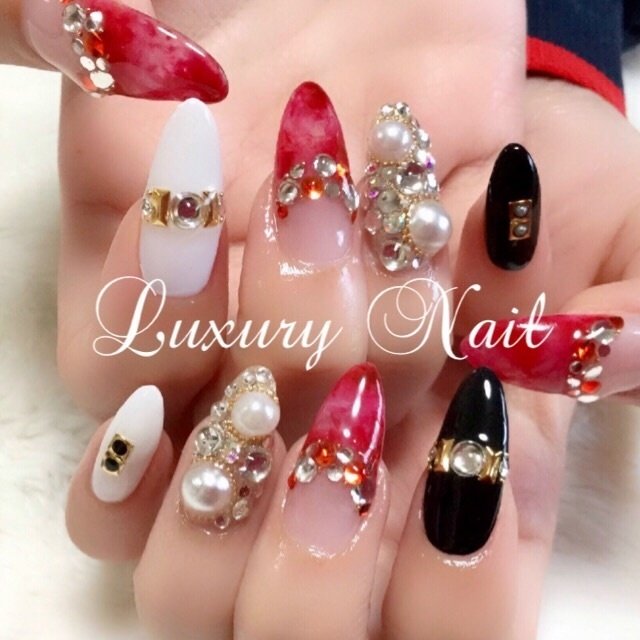 Luxury Nail ラグジュアリー ネイル 今池のネイルサロン ネイルブック