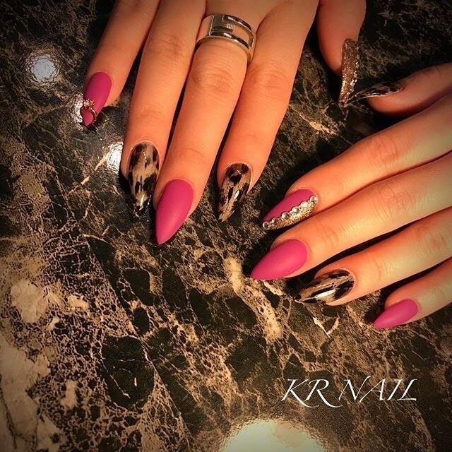 KR NAIL｜津のネイルサロン｜ネイルブック