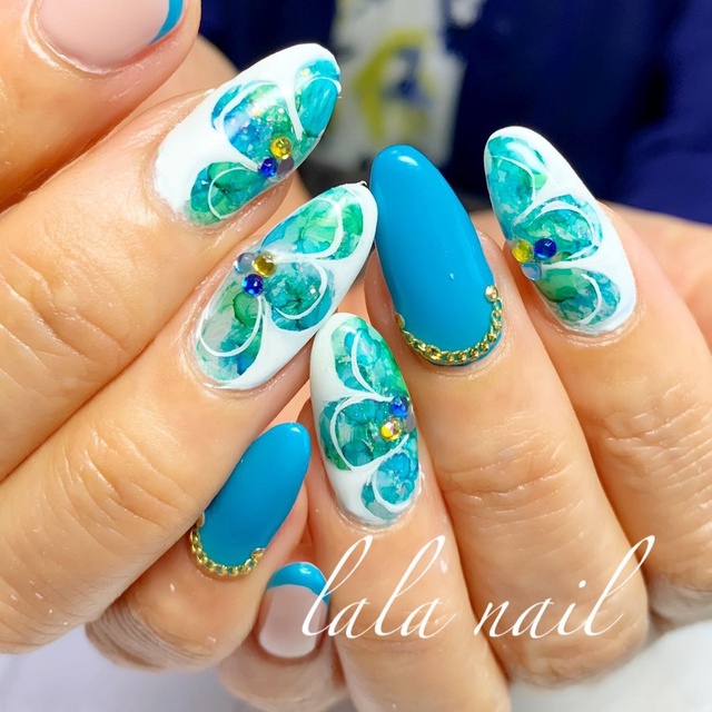 ネイルケア製品と教材のまとめ売り　ジェルネイル山盛り ネイルケア製品と教材のまとめ売り ジェルネイル山盛り