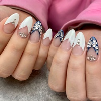 Moon Nail ムーンネイル 姉ケ崎のネイルサロン ネイルブック