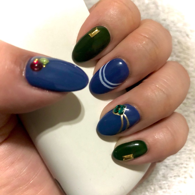 Nail Militam ネイルミリタム ニュアンスネイル 痛ネイル 谷町九丁目 谷町九丁目のネイルサロン ネイルブック